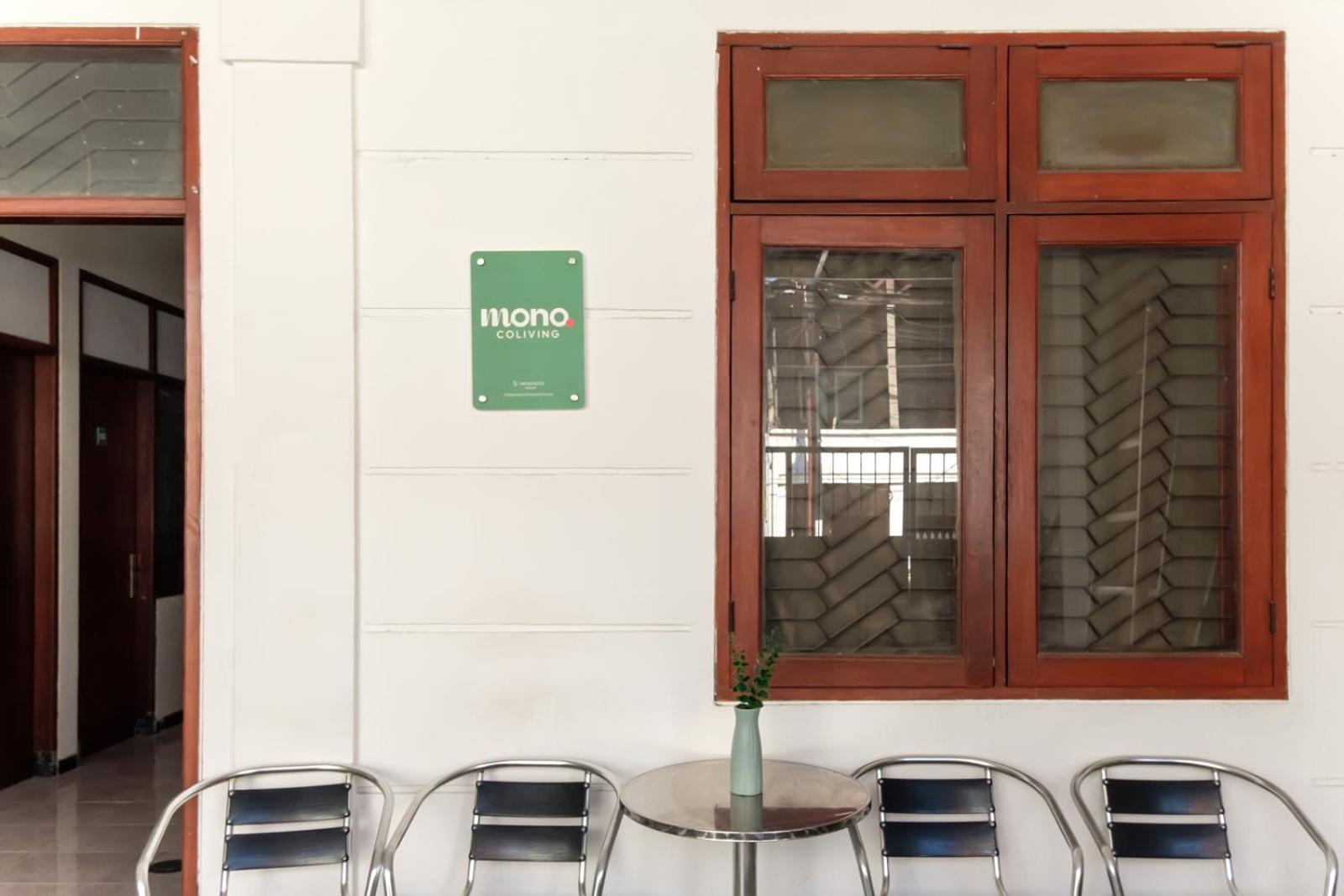 Mono Coliving Kertajaya Syariah, Sby Ξενοδοχείο Σουραμπάγια Εξωτερικό φωτογραφία